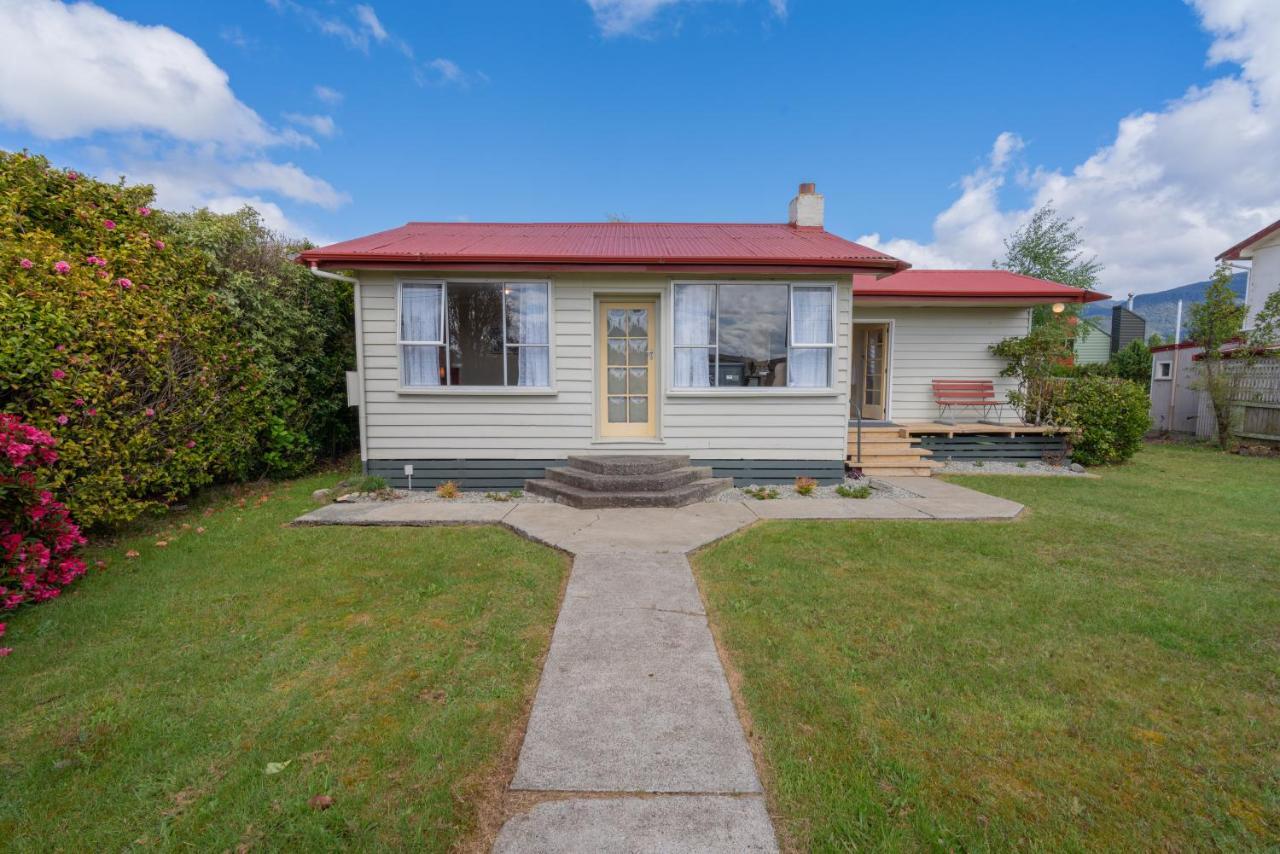 Rustlein Cottage - Te Anau Holiday Home Luaran gambar