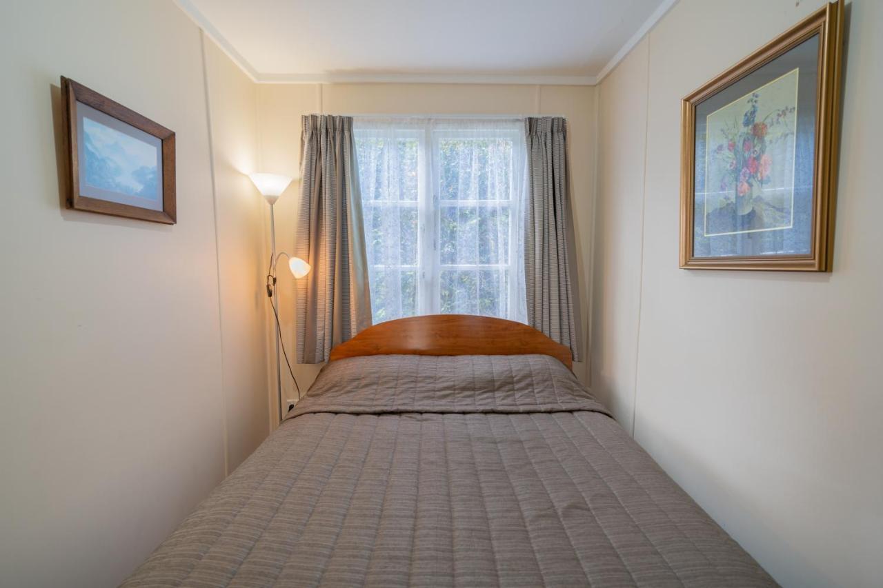 Rustlein Cottage - Te Anau Holiday Home Luaran gambar